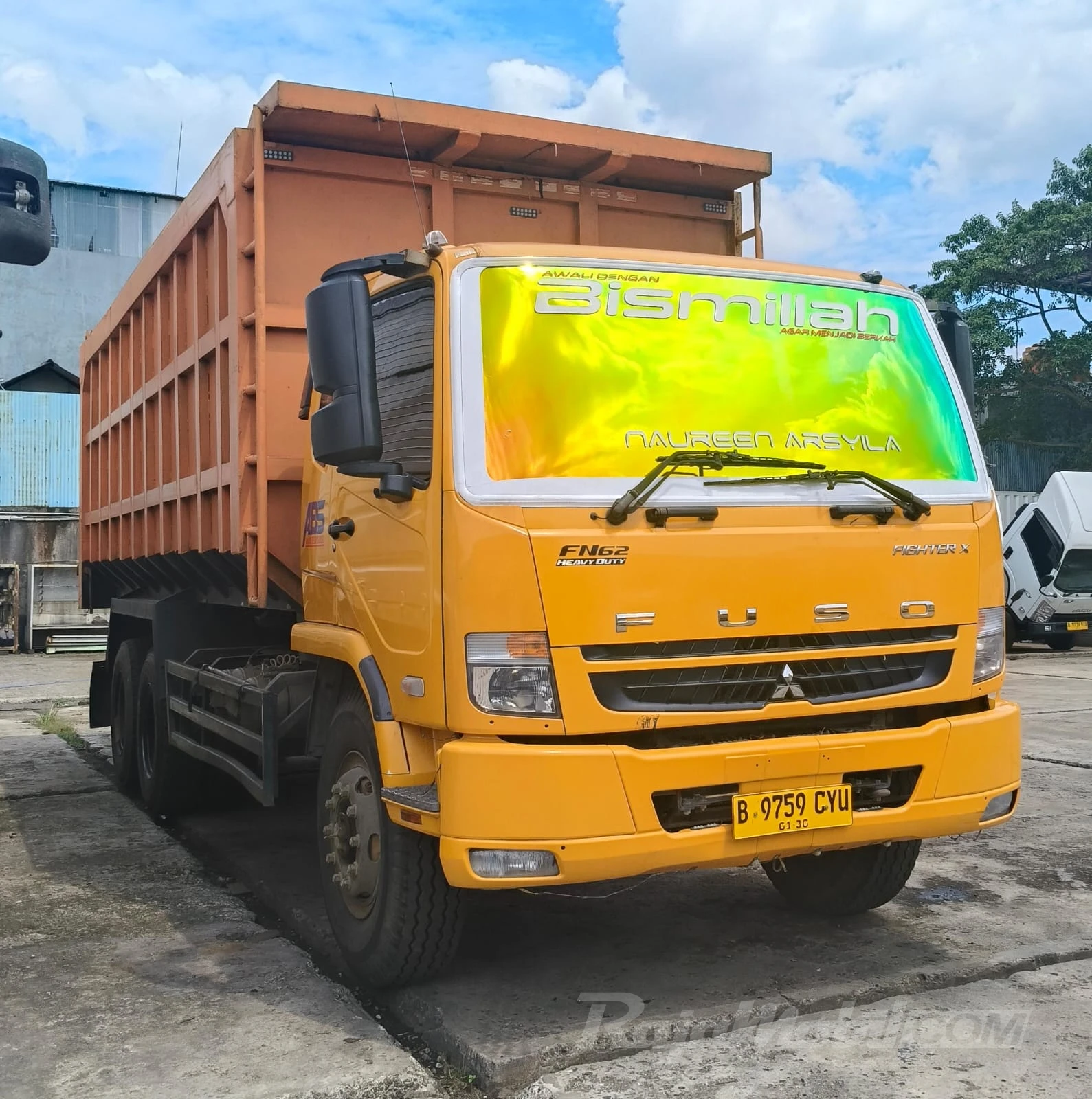 Mitsubishi Fuso Tronton 6x4 FN62HD R Dumptruck 2023