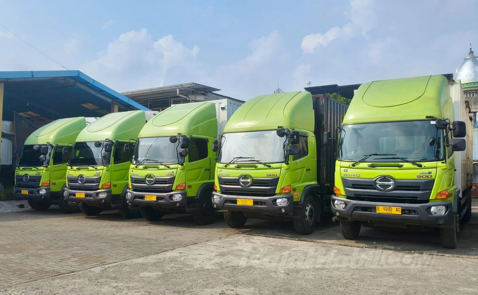 Hino FL 260 JW 2023
